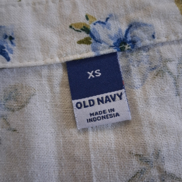 Old Navy White Floral Top Linen & Rayon Mix - Picture 4 of 5